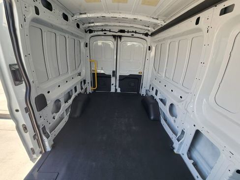 Used 2024 Ford Transit 250 148 Medium Roof RWD image 15