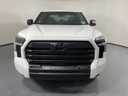 New 2026 Toyota Tundra SR5 w/ SR5 Premium Package