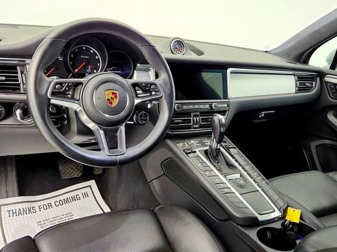 Used 2020 Porsche Macan Turbo AWD/4WD image 13