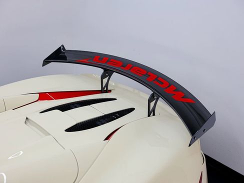 Used 2019 McLaren 570S Spider image 6