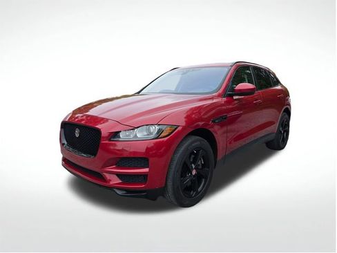Used 2017 Jaguar F-PACE Premium image 5