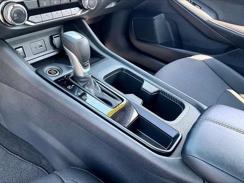 Used 2025 Nissan Sentra S FWD image 20