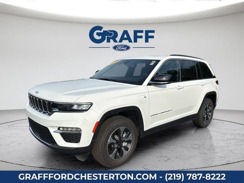 Used 2024 Jeep Grand Cherokee Limited 4xe AWD/4WD image 2