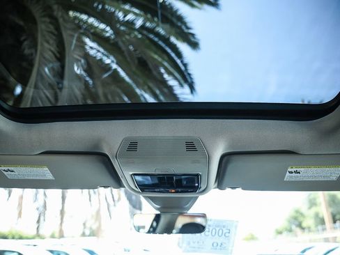 New 2026 Volkswagen Atlas SE image 27