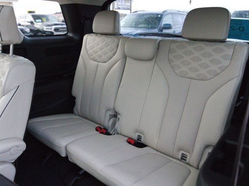 Used 2020 Hyundai Palisade Limited image 32
