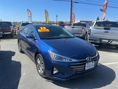 Used 2020 Hyundai Elantra SEL FWD image 2
