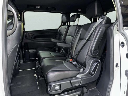 Used 2023 Honda Odyssey Sport image 37