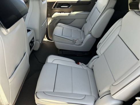 New 2026 GMC Yukon Denali w/ Advanced Technology Package AWD/4WD image 26