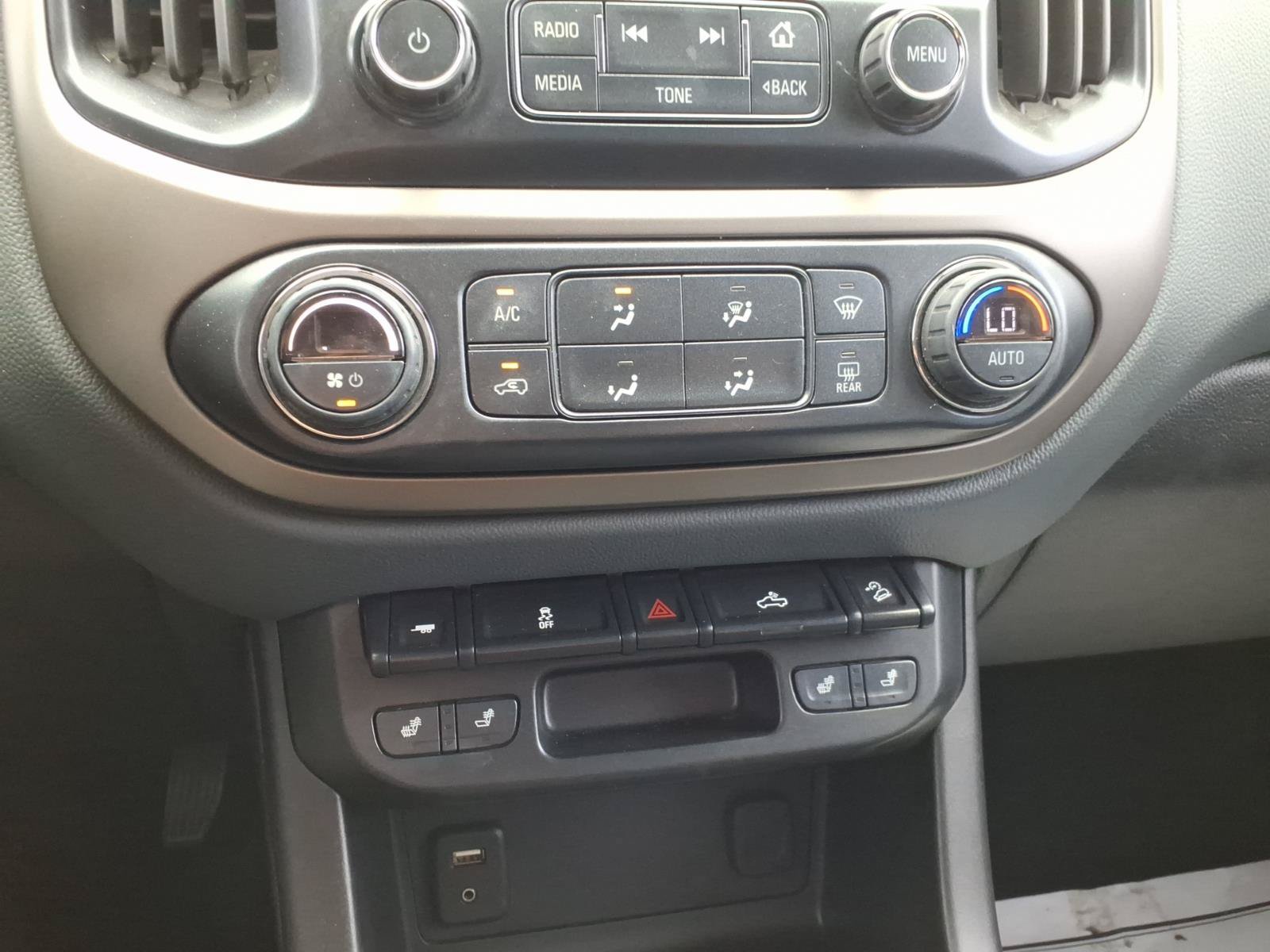 Used 2018 Chevrolet Colorado Z71 AWD/4WD image 23
