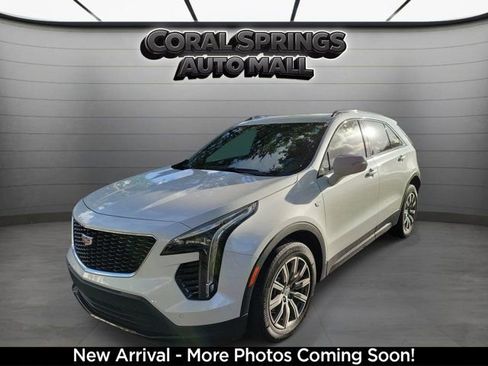 Used 2023 Cadillac XT4 Sport FWD image 3
