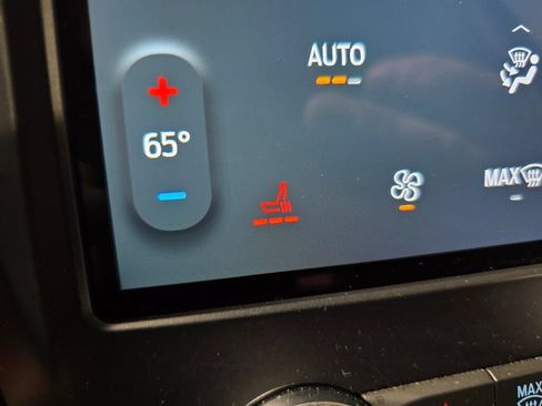 Used 2023 Ford Edge SEL AWD/4WD image 14