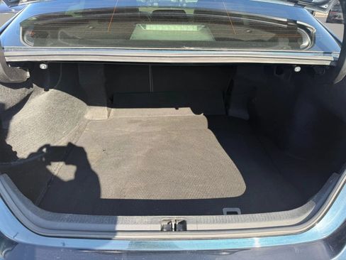 Used 2019 Toyota Camry XSE FWD image 9