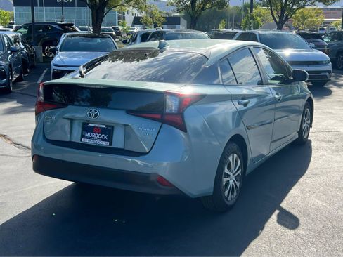 Used 2022 Toyota Prius XLE w/ Advanced Technology Package AWD/4WD image 8