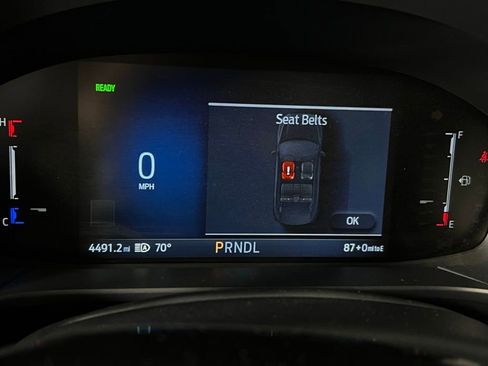 Used 2025 Ford Escape SE image 18