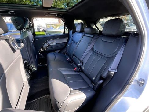 New 2026 Land Rover Range Rover Sport SE image 12
