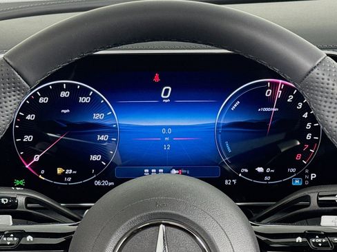 New 2026 Mercedes-Benz GLC 350e 4MATIC image 18