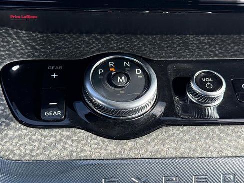 Used 2025 Ford Expedition Tremor AWD/4WD image 26