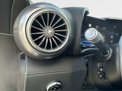 Used 2023 Mercedes-Benz SL 43 AMG image 43