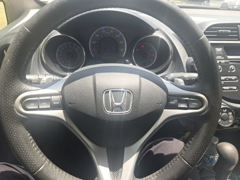 Used 2013 Honda Fit Sport image 7