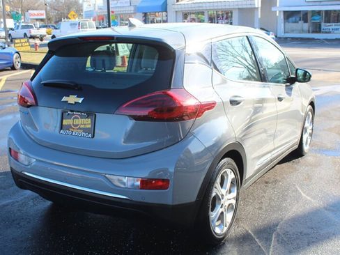 Used 2019 Chevrolet Bolt LT FWD image 3