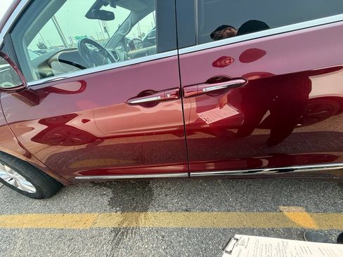 Used 2019 Chrysler Pacifica Touring-L FWD image 20