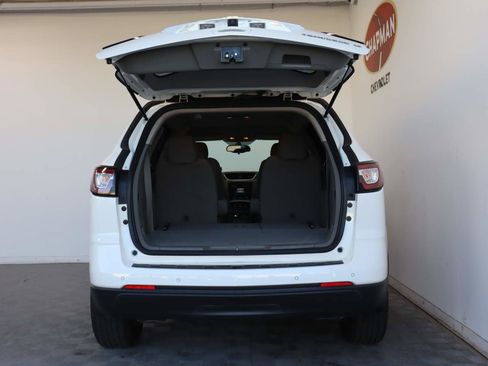 Used 2014 Chevrolet Traverse LT w/ LPO, 'HIT The Road' Package image 5