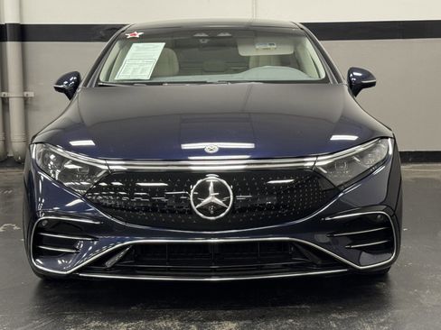 Used 2023 Mercedes-Benz EQS 580 4MATIC Sedan image 5