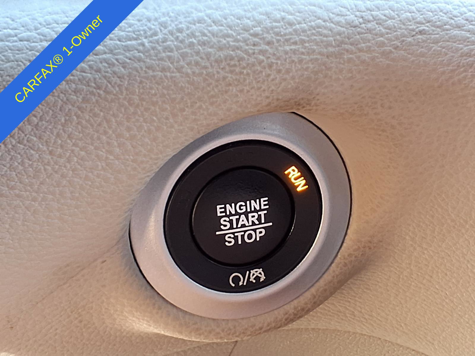 Used 2024 Chrysler Pacifica Limited FWD image 29