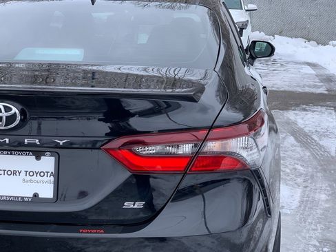 Used 2024 Toyota Camry SE image 35