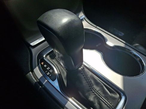 Used 2021 Jeep Grand Cherokee Laredo X AWD/4WD image 14