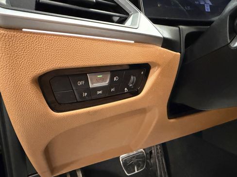 Used 2023 BMW 330i xDrive 330i xDrive w/ M Sport Package image 26