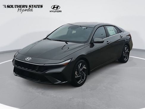 New 2026 Hyundai Elantra Limited FWD image 1