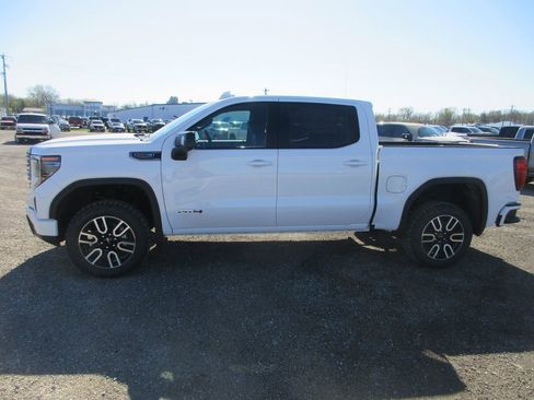 New 2026 GMC Sierra 1500 AT4 w/ AT4 Premium Package AWD/4WD image 9