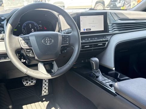 Used 2026 Toyota Camry SE w/ Convenience Package FWD image 29