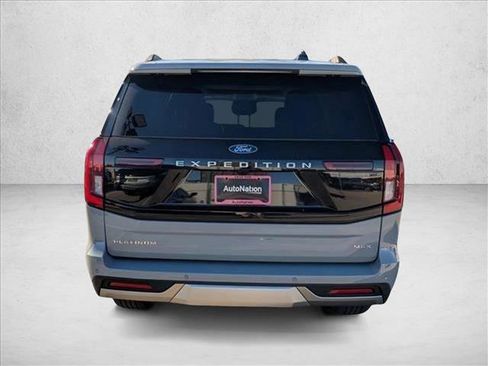 New 2025 Ford Expedition Max Platinum w/ Platinum Ultimate Package image 7