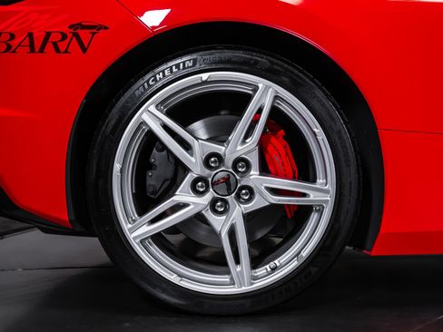 Used 2022 Chevrolet Corvette Stingray Preferred Cpe w/ Z51 Performance Package RWD image 21