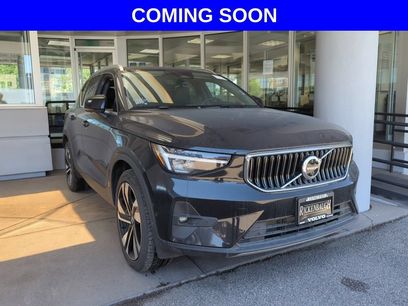 Used 2025 Volvo XC40 B5 Plus
