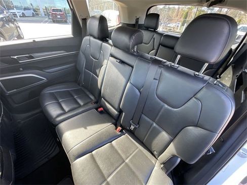 Used 2020 Kia Telluride EX image 19