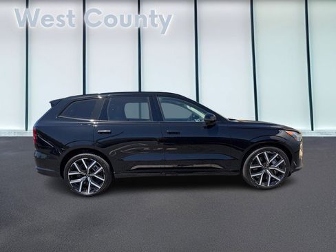 New 2026 Volvo EX90 Ultra AWD/4WD image 2