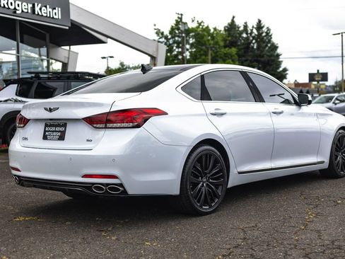 Used 2019 Genesis G80 5.0 Ultimate RWD image 9