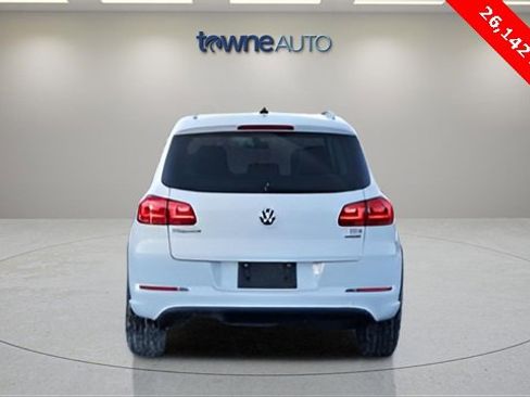 Used 2017 Volkswagen Tiguan Sport image 5