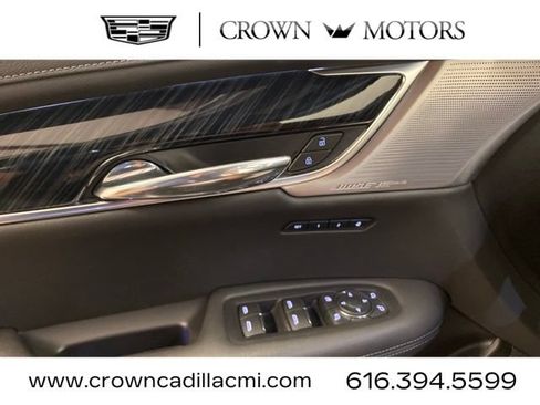 Certified 2023 Cadillac XT6 Premium Luxury AWD/4WD image 19