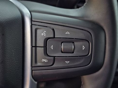 Used 2025 GMC Sierra 1500 SLT AWD/4WD image 24