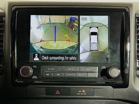 Used 2023 Nissan Frontier PRO-4X w/ Pro Convenience Package AWD/4WD image 16