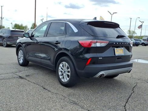 Certified 2022 Ford Escape SE w/ Convenience Package AWD/4WD image 7