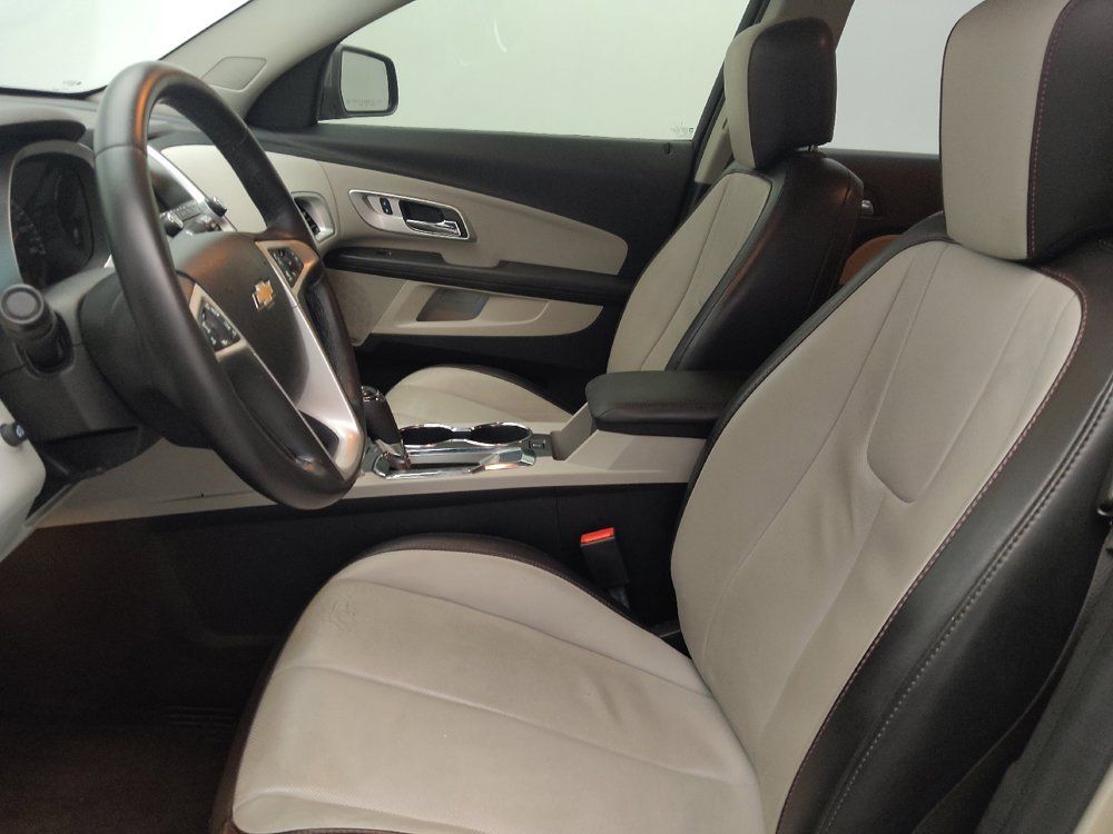 Used 2016 Chevrolet Equinox LTZ w/ Enhanced Convenience Package FWD image 17