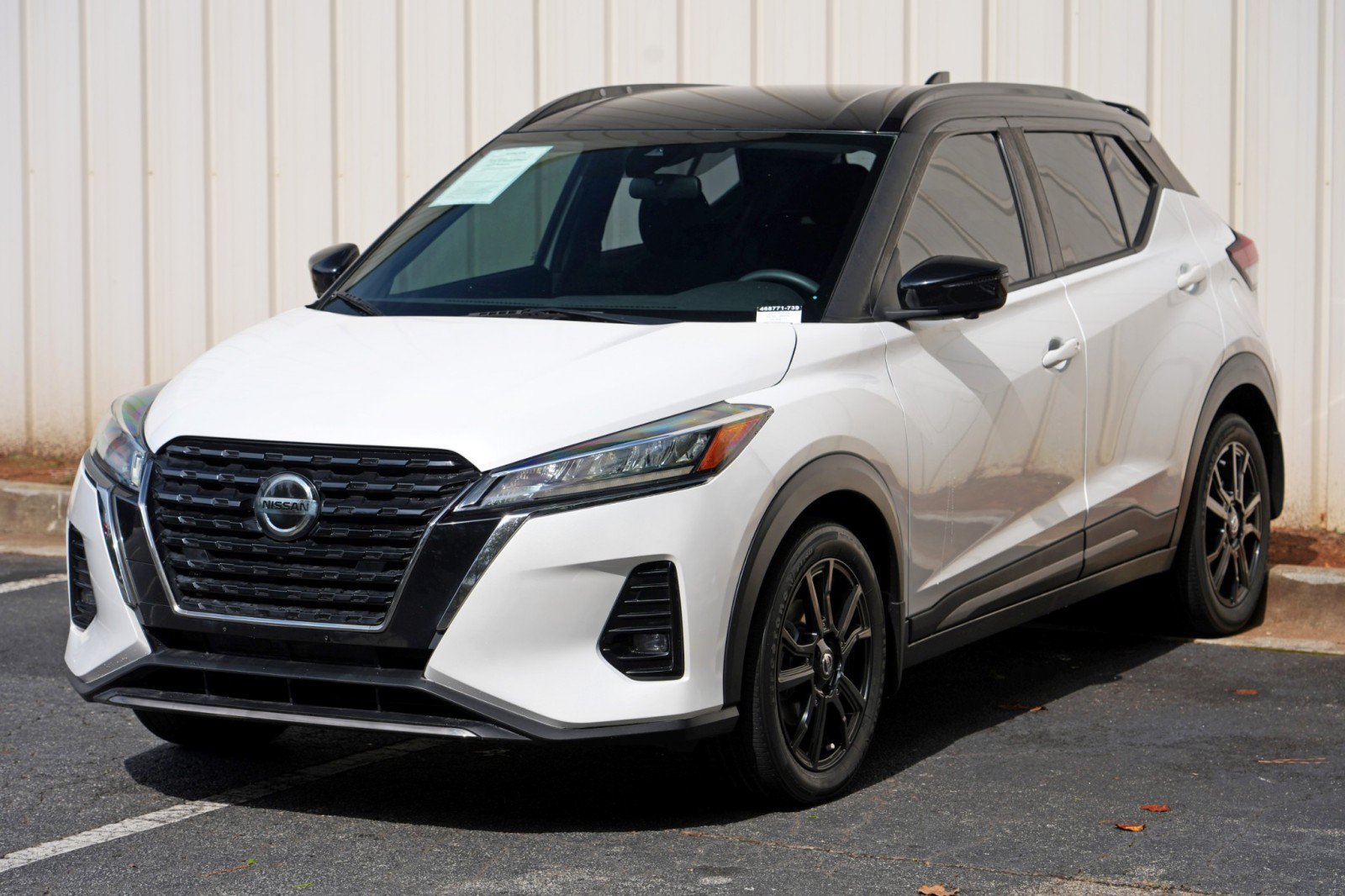 Used 2021 Nissan Kicks SR FWD image 39