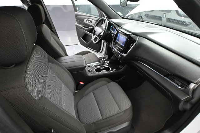 Used 2023 Chevrolet Traverse LT AWD/4WD image 43