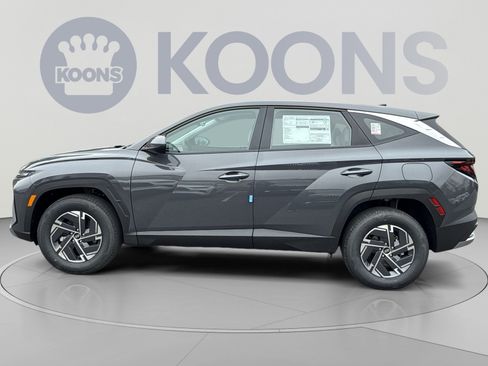 New 2026 Hyundai Tucson Blue SE AWD/4WD image 2
