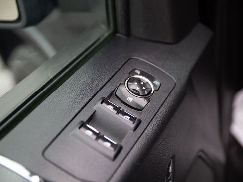 Used 2020 Ford F150 XLT w/ Equipment Group 302A Luxury image 19